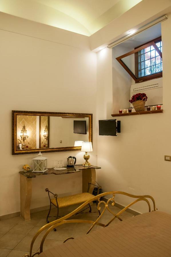 Domus Sanfelice Suite Naples Exterior photo